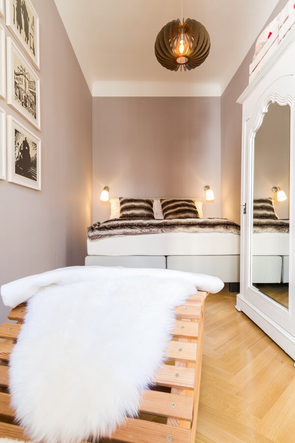 Schlafzimmer 2