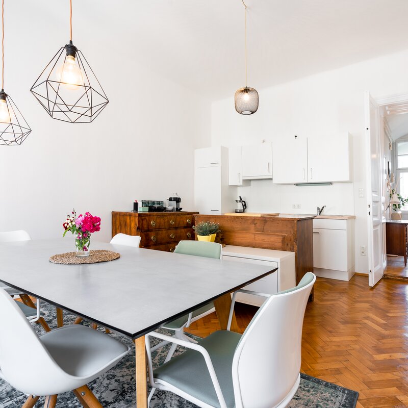 Essbereich mit Küche