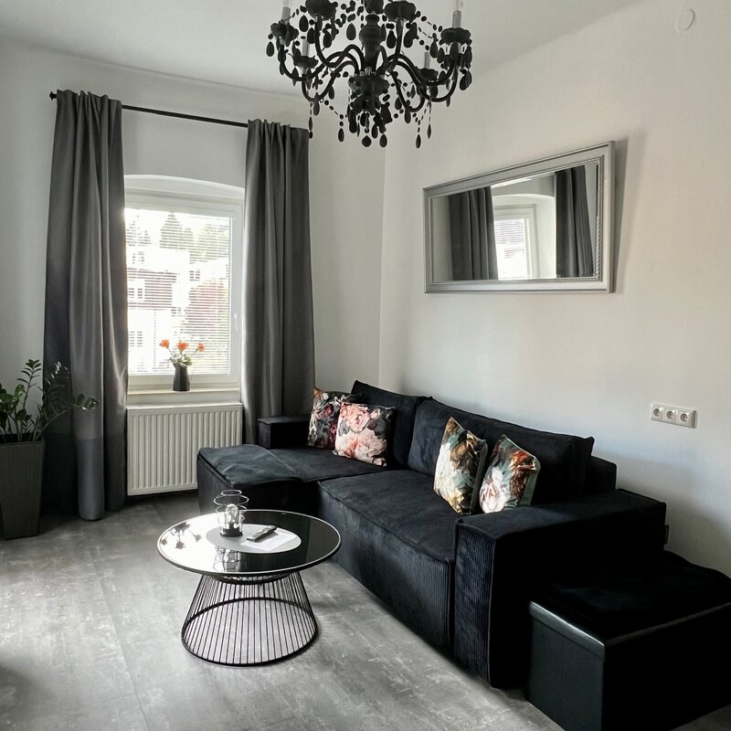 New cosy sofa bed, which offers space for up to 2 people | © @wolfistraunseeblick