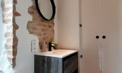 Our bathroom adds a touch of spa | © @wolfistraunseeblick