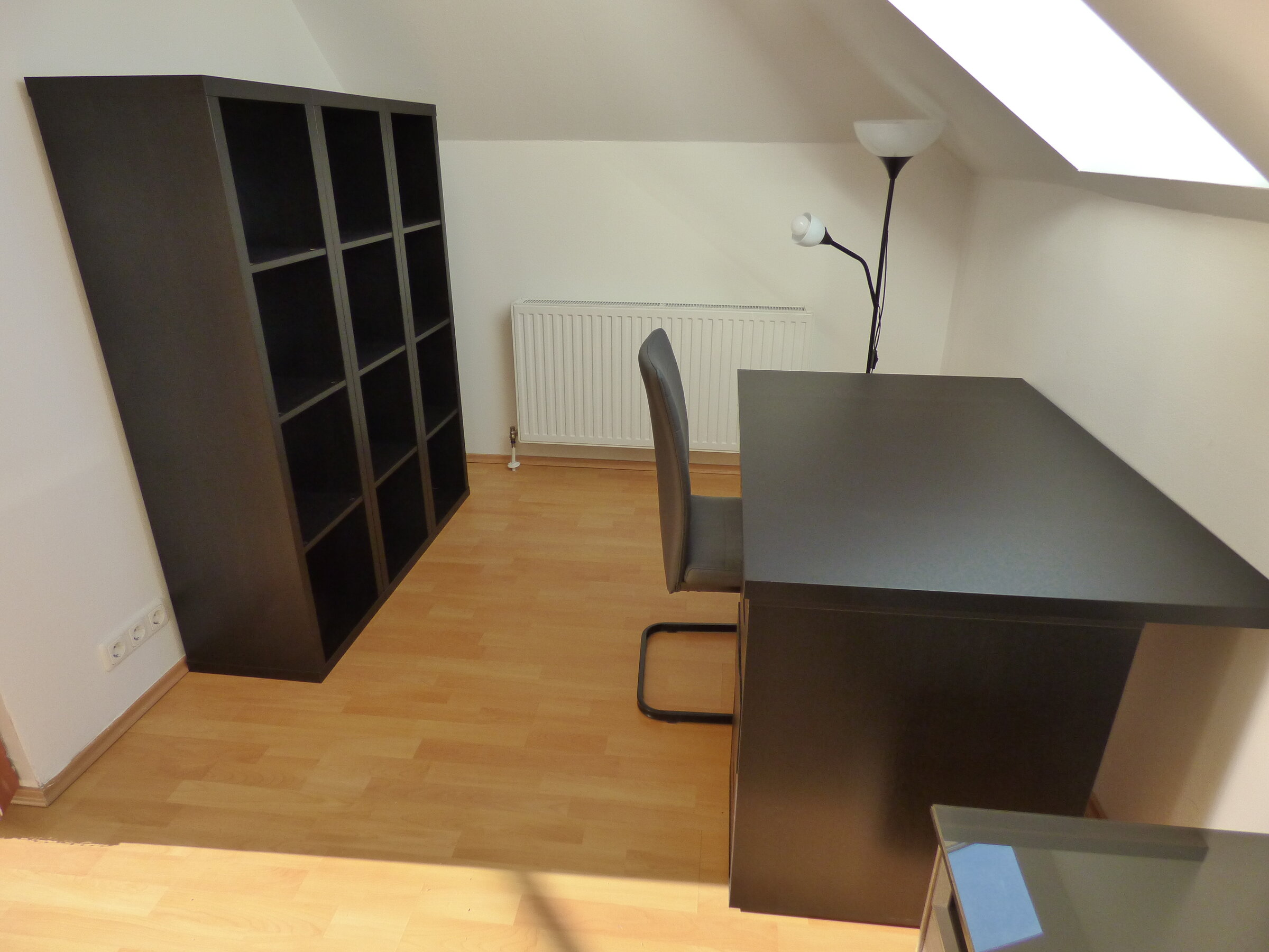 Schreibtisch