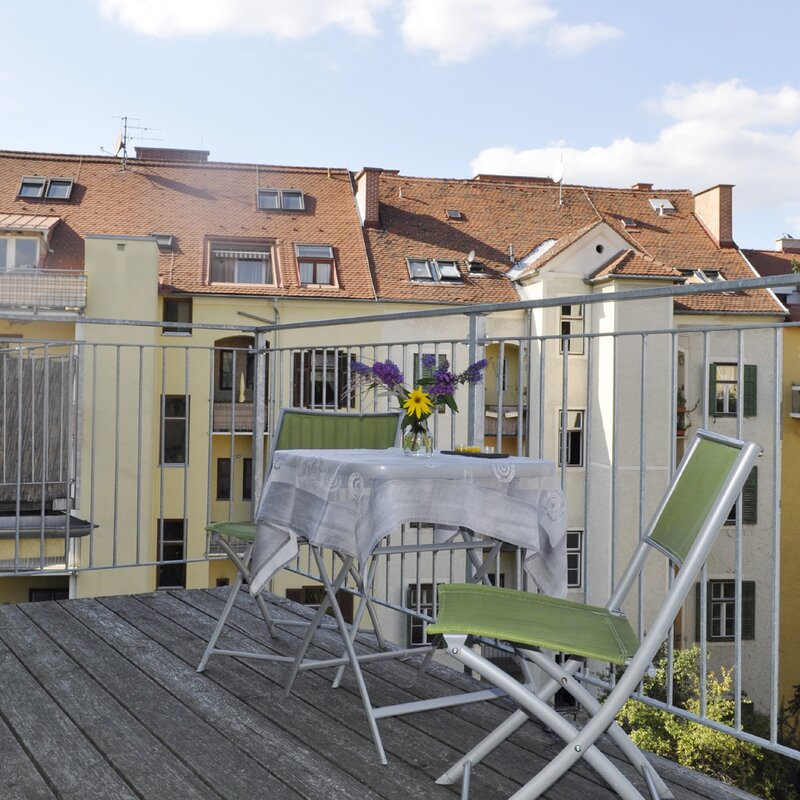 balcony