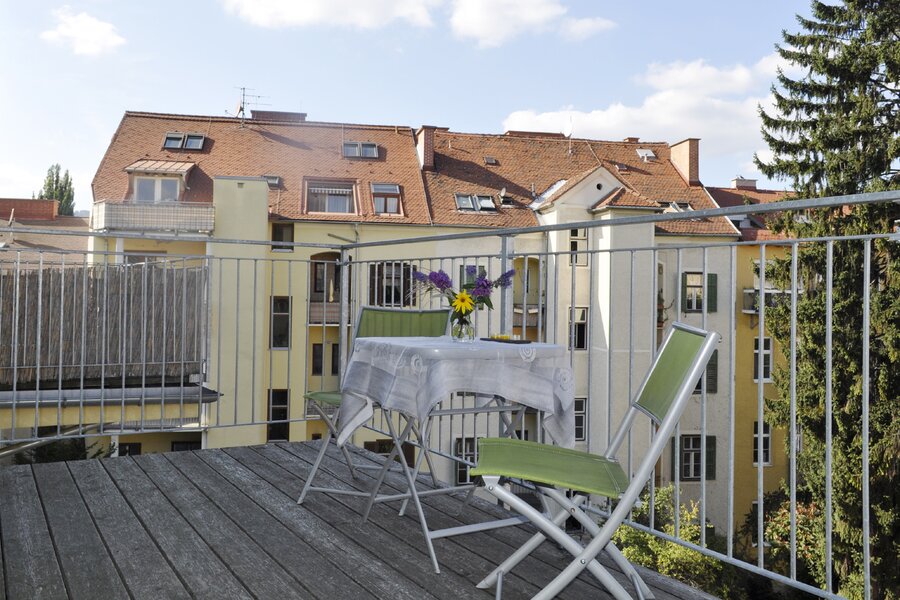 balcony