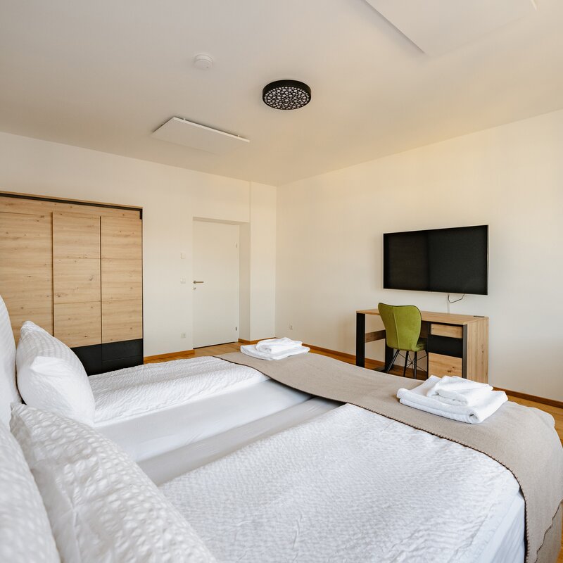 Jedes Schlafzimmer mit eigenem Smart TV