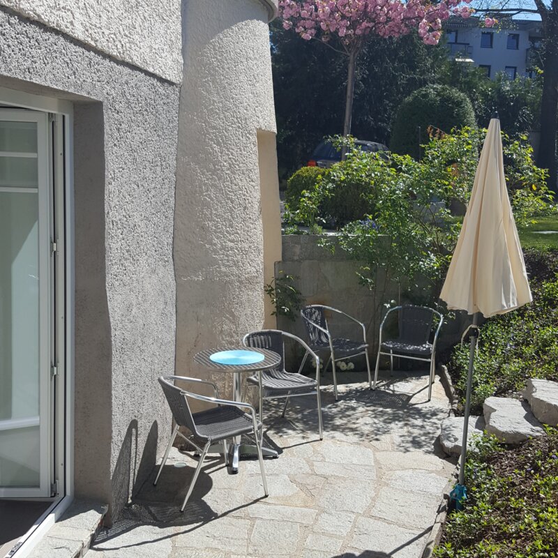 Southfacing Terrace