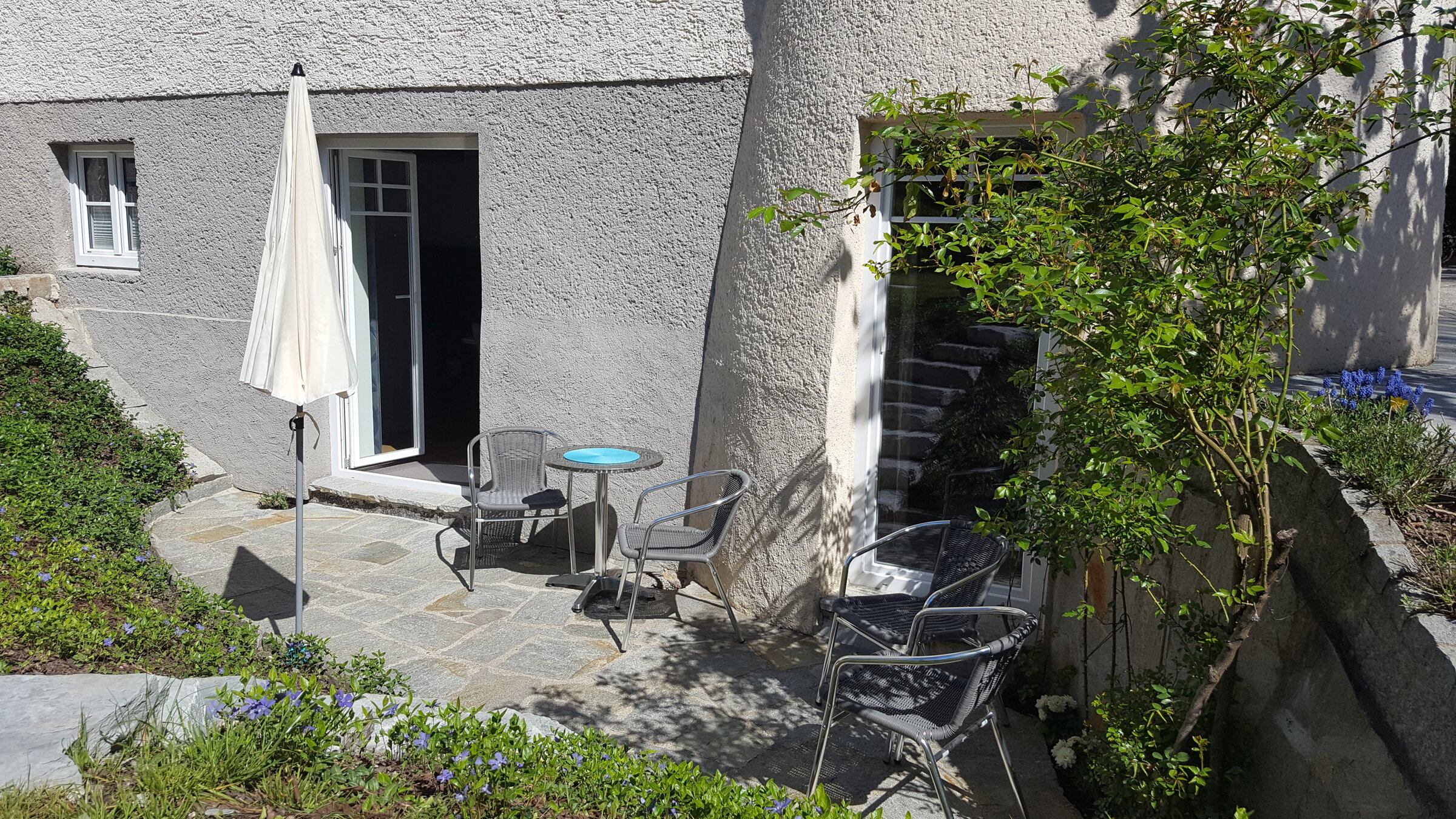 Southfacing Terrace