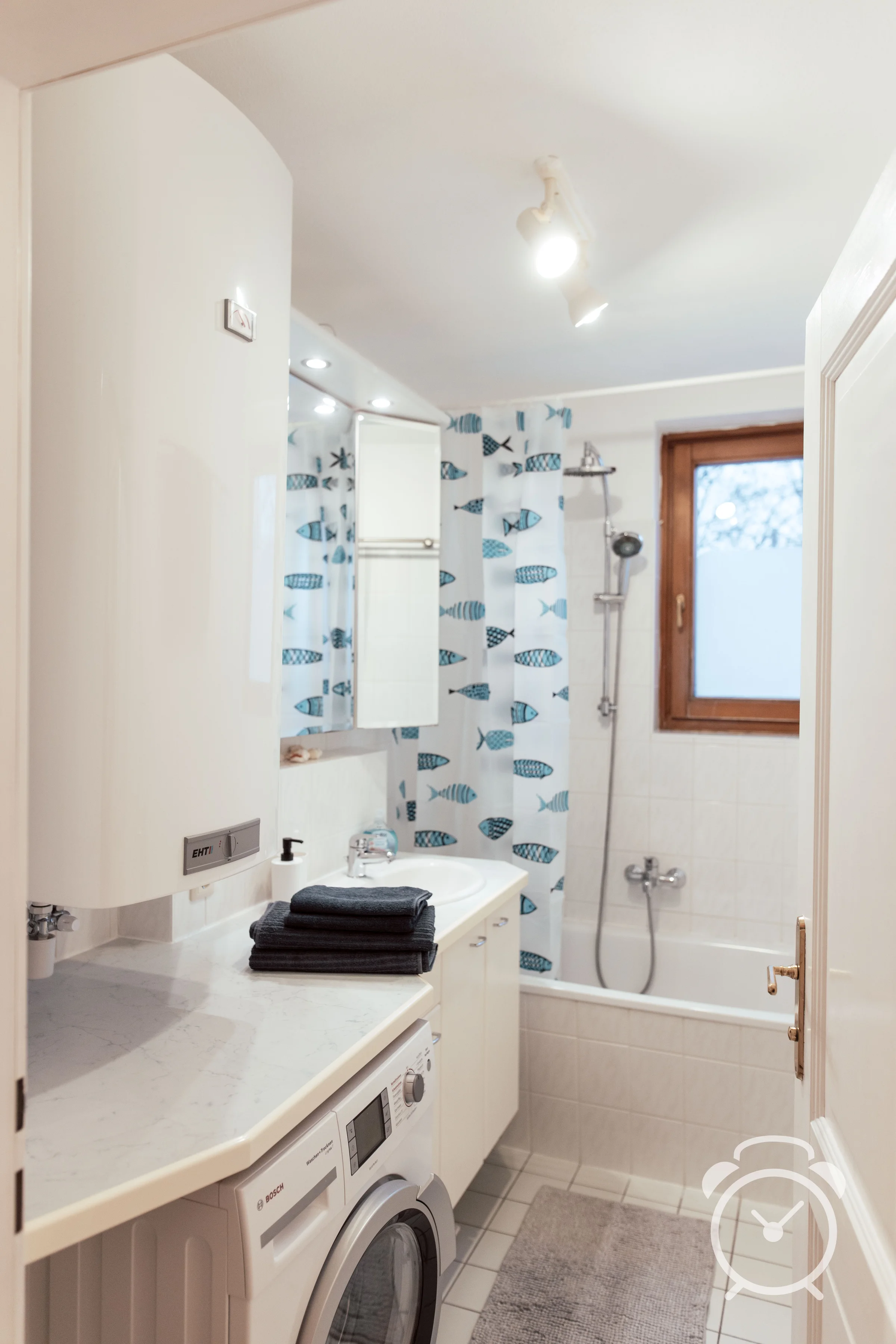 Bade- und Handtücher vorhanden