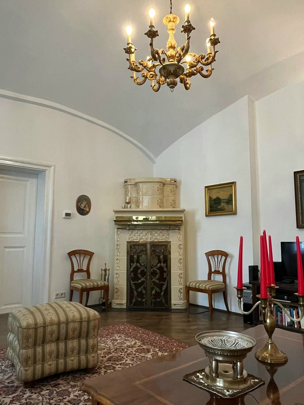 Living room with fireplace
