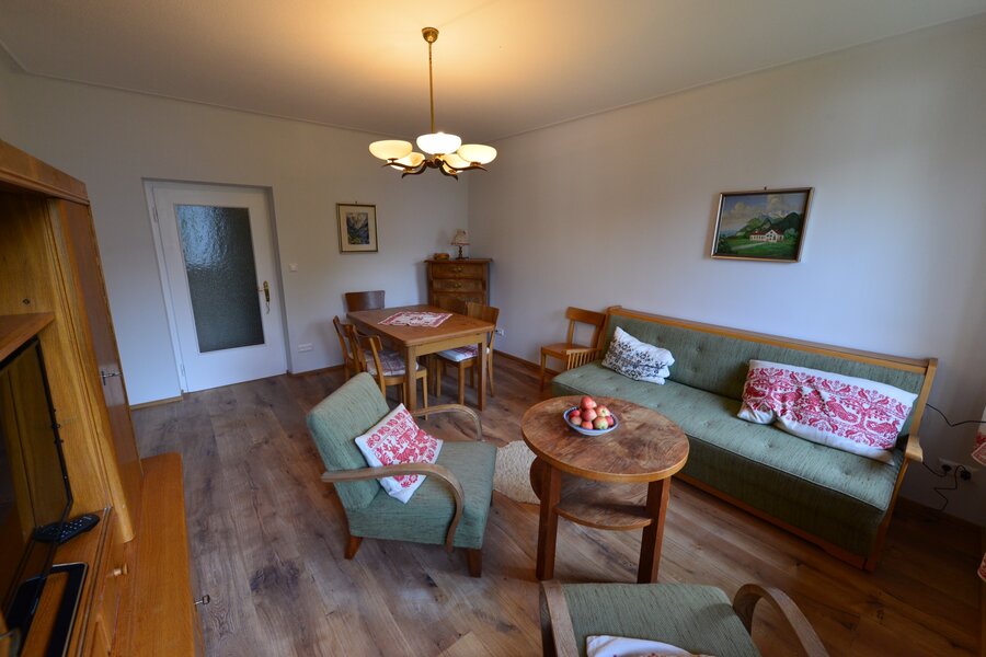 Wohnzimmer (Südlage)