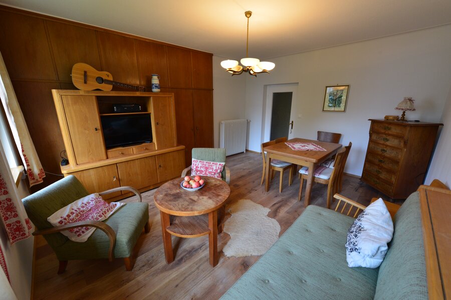 Wohnzimmer (Südlage)