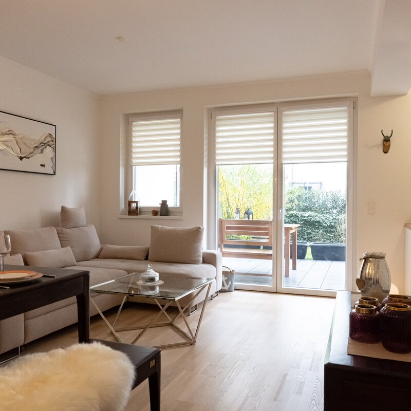 mit Blick zur Terrasse und Garten | © Michael Furtenbach