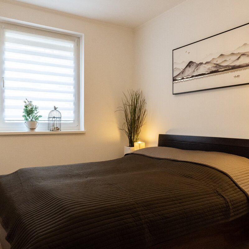 mit Fenster zum Garten | © Michael Furtenbach