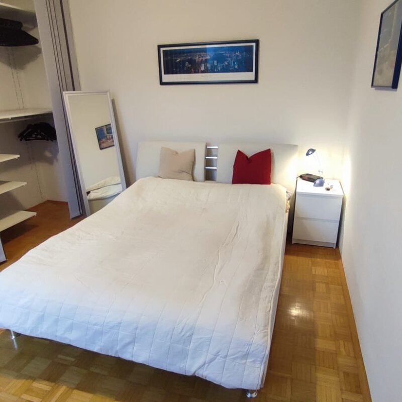 Schlafzimmer / Schrankraum offen