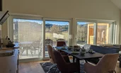 Kitchen & dining area