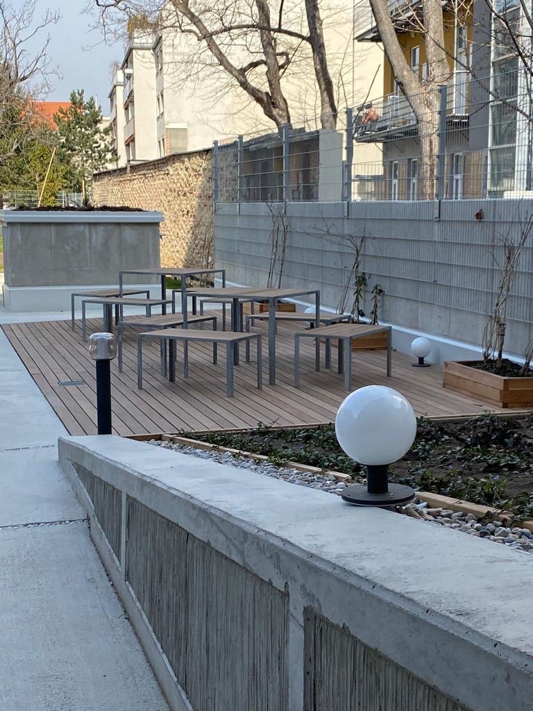 Courtyard chill-area