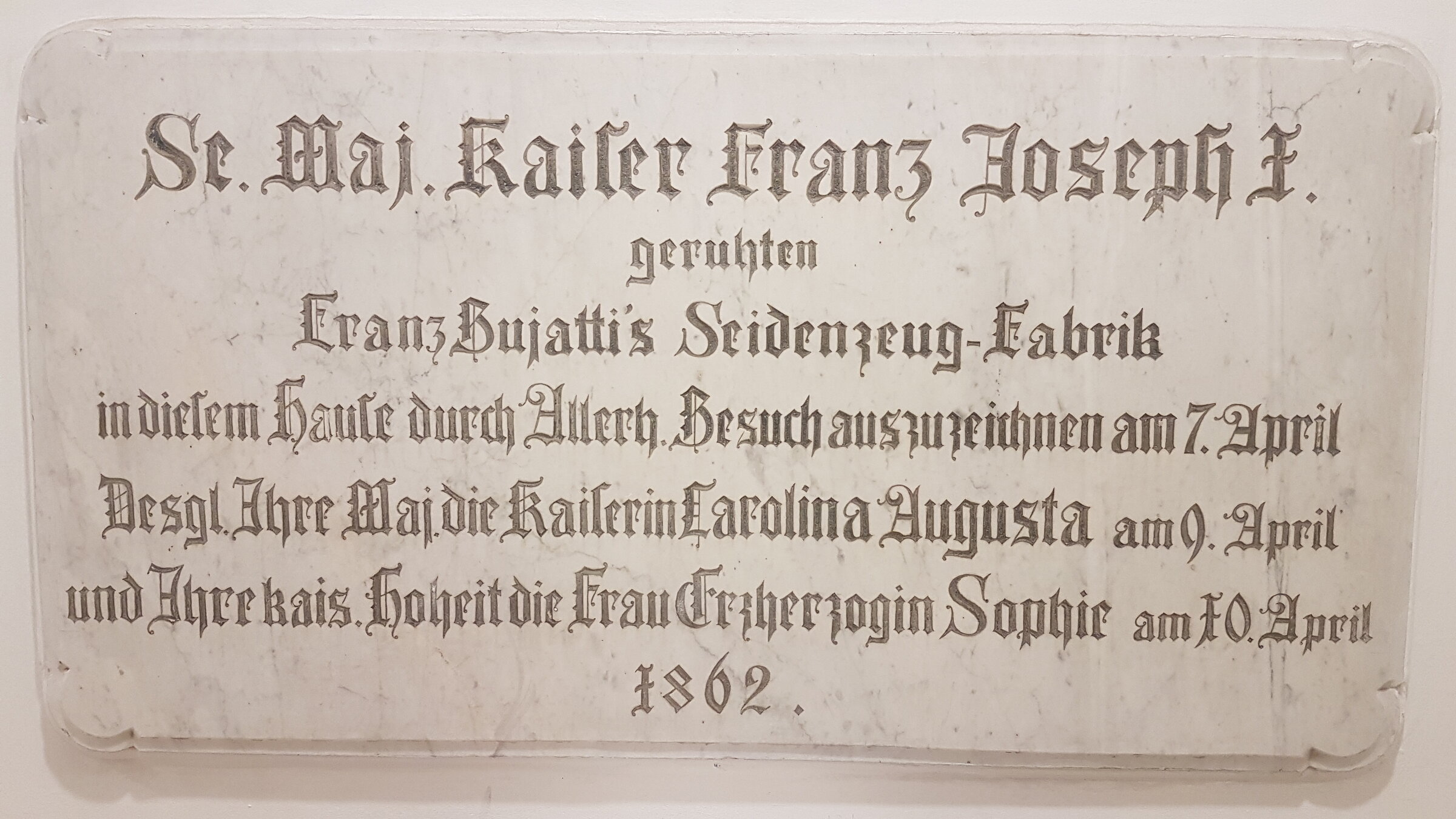 Hier gab es mal die Seidenfabrik meines Großvaters.