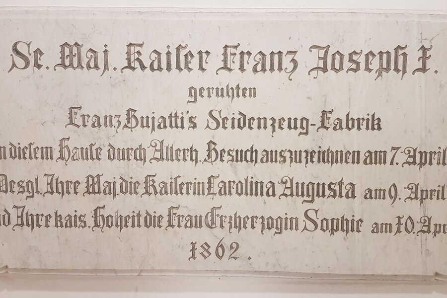 Hier gab es mal die Seidenfabrik meines Großvaters.