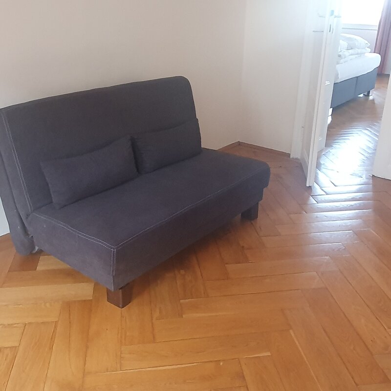 Bettcouch 140cm im 2. Schlafzimmer