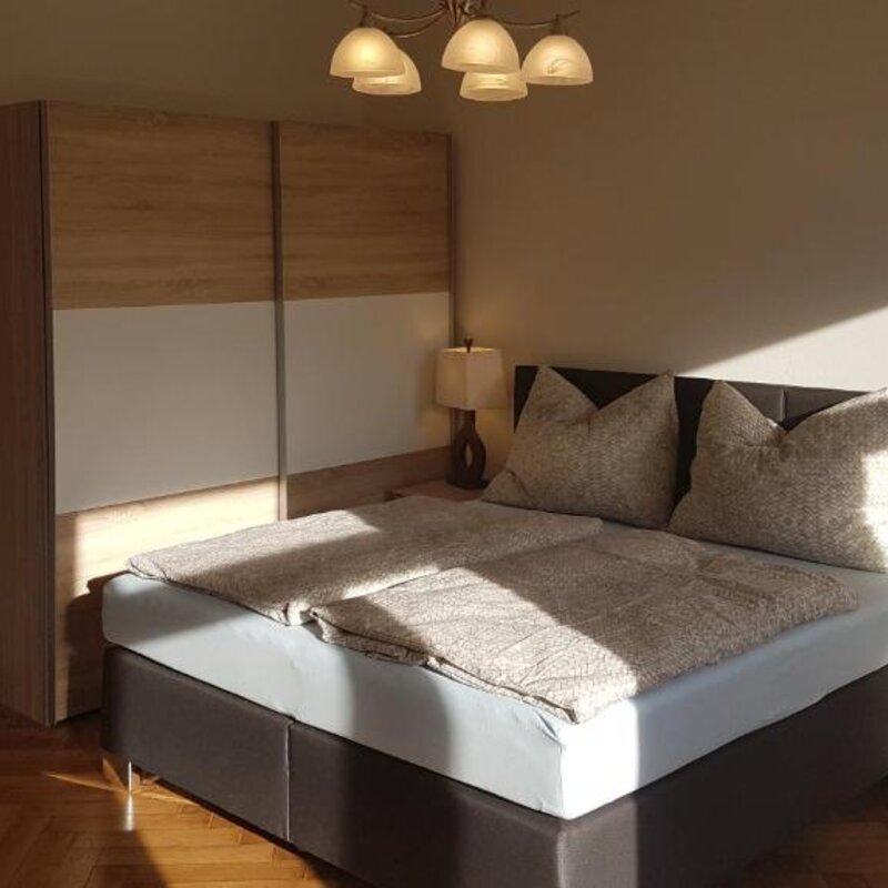 1. Schlafzimmer