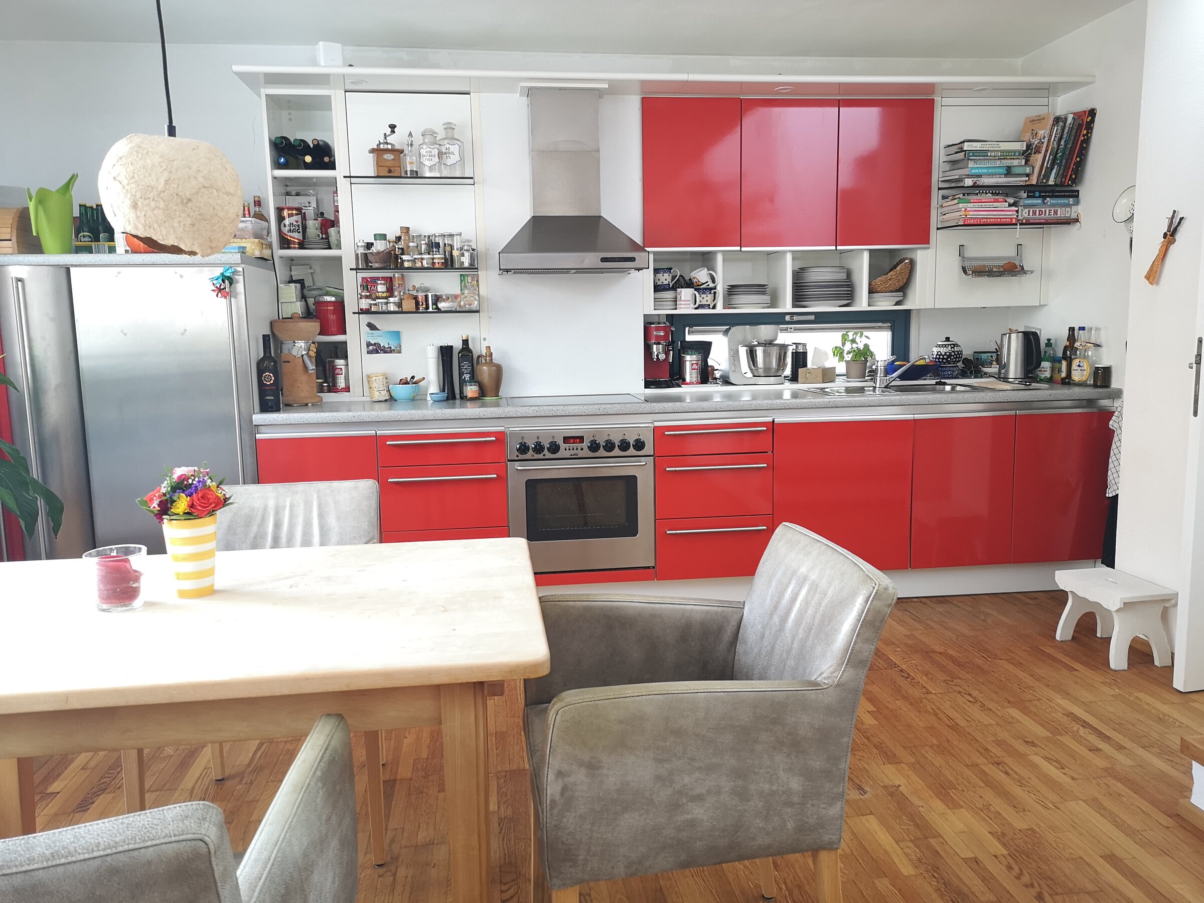 Küche, voll ausgestattet