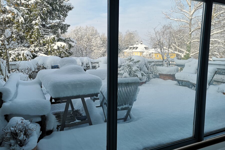Terrasse - groß, sonnig