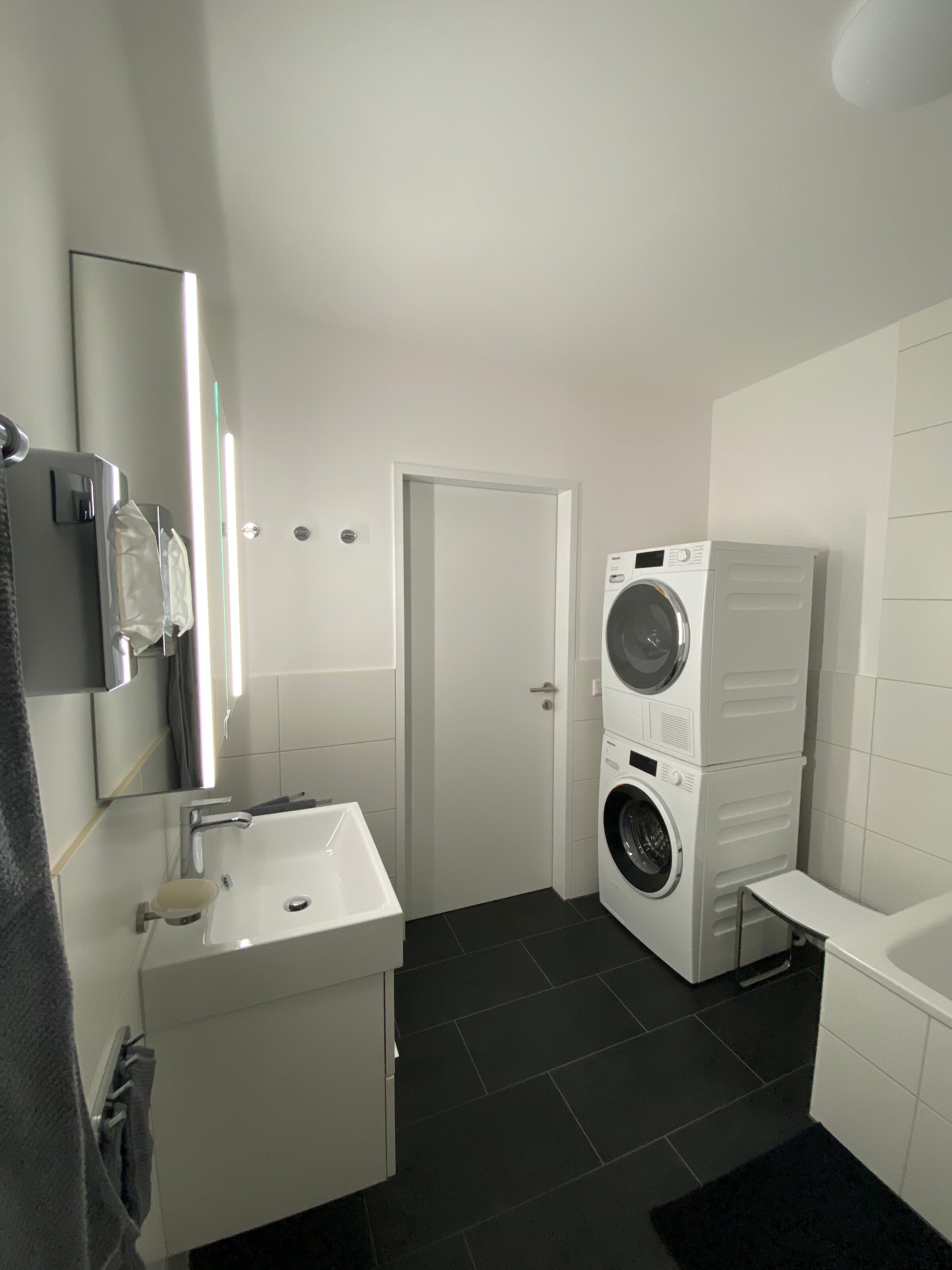 Waschmaschine und Wäschetrockner