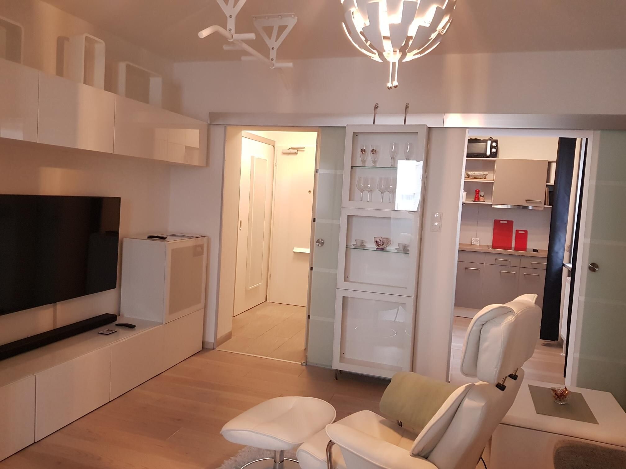 View to entrance and kitchen