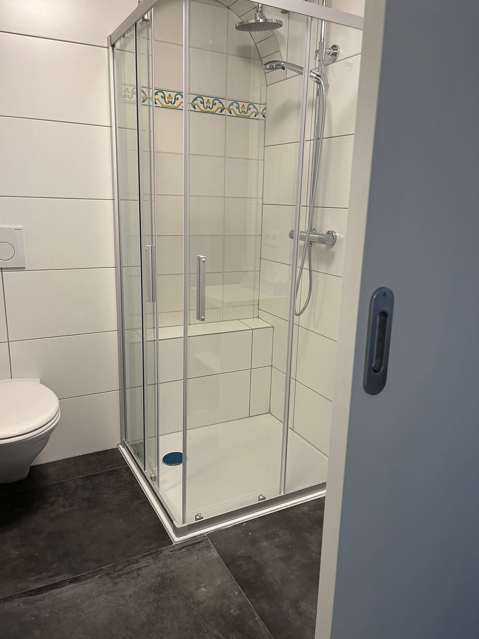 Badezimmer/Dusche/WC