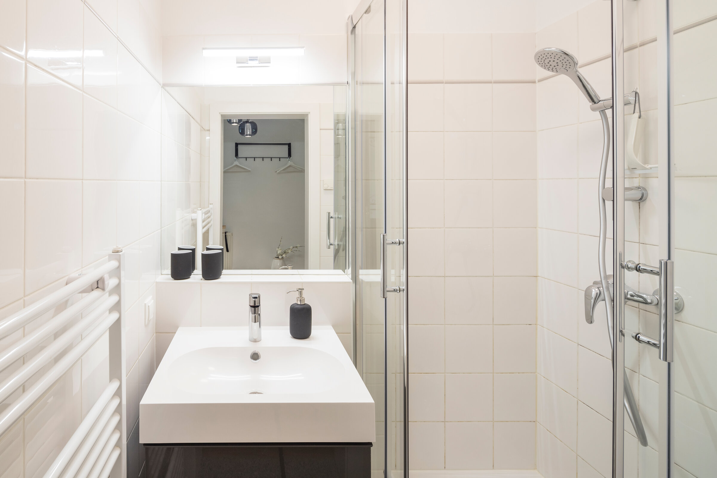 Badezimmer mit Dusche