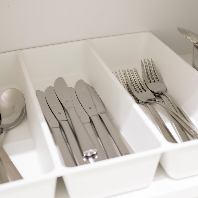 Voll ausgestattete Küche