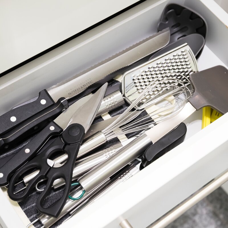 Voll ausgestattete Küche