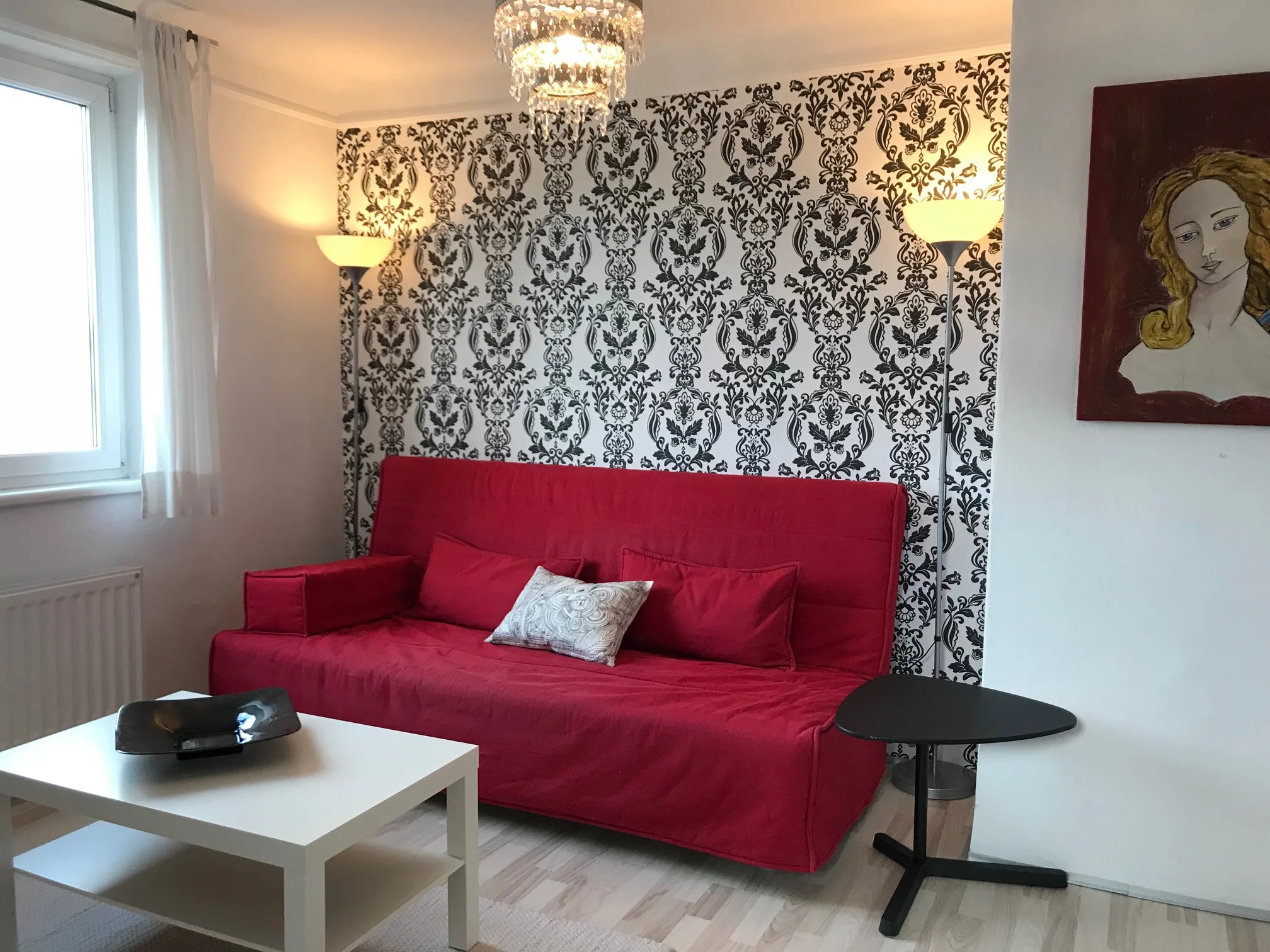 Wohnzimmer mit Schlafcouch