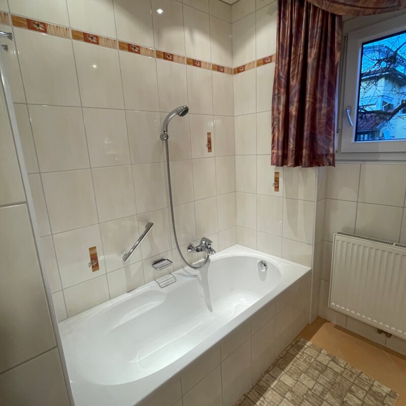 Badewanne | © herbertzwoelfer