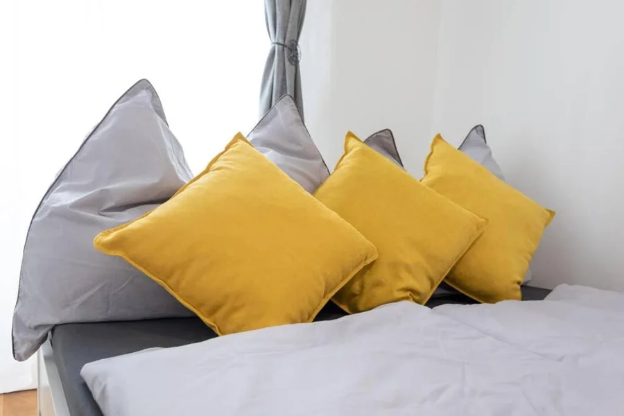 Bett im Schlafzimmer 