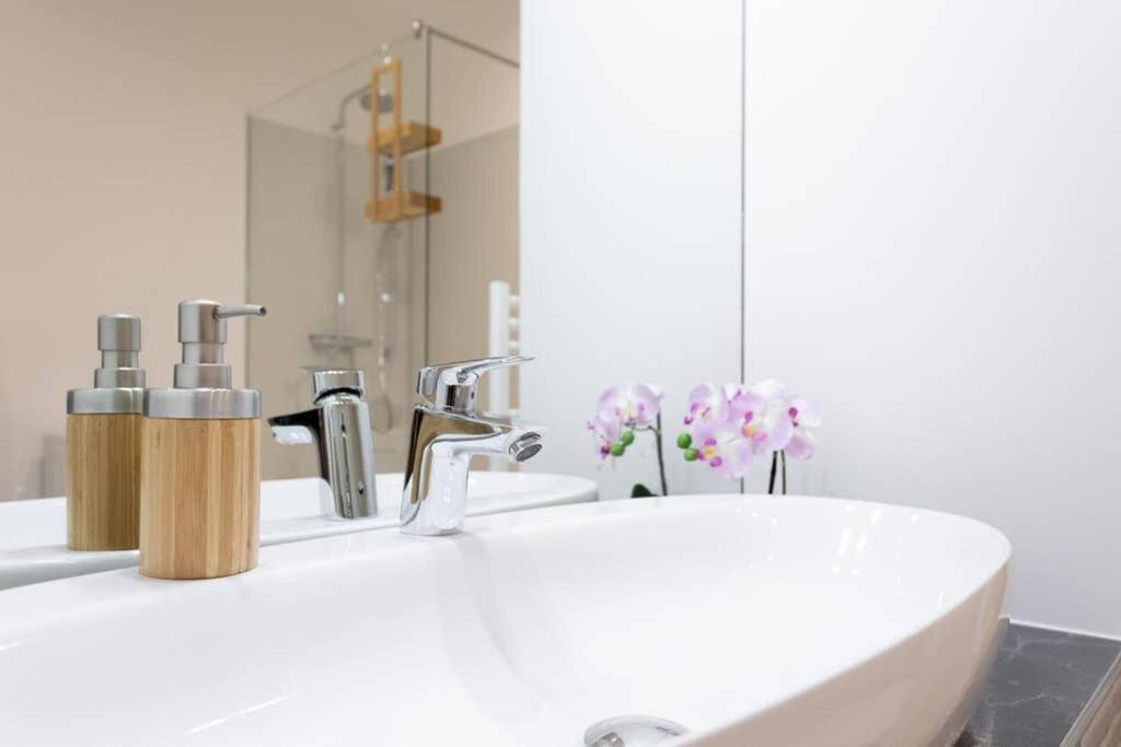 Waschbecken im Badezimmer 