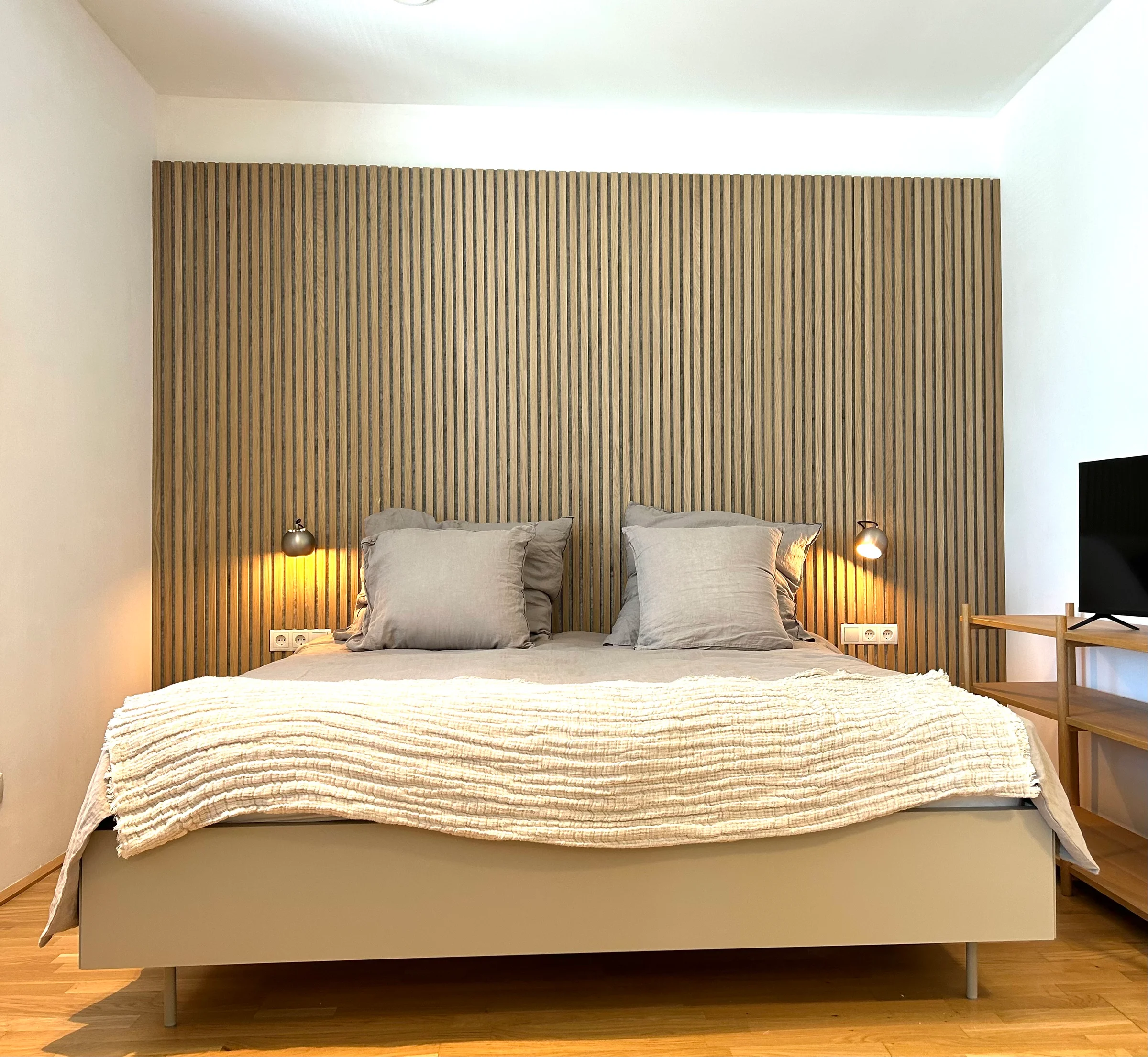 Extra tolles großes Doppelbett 2 x 2 Meter