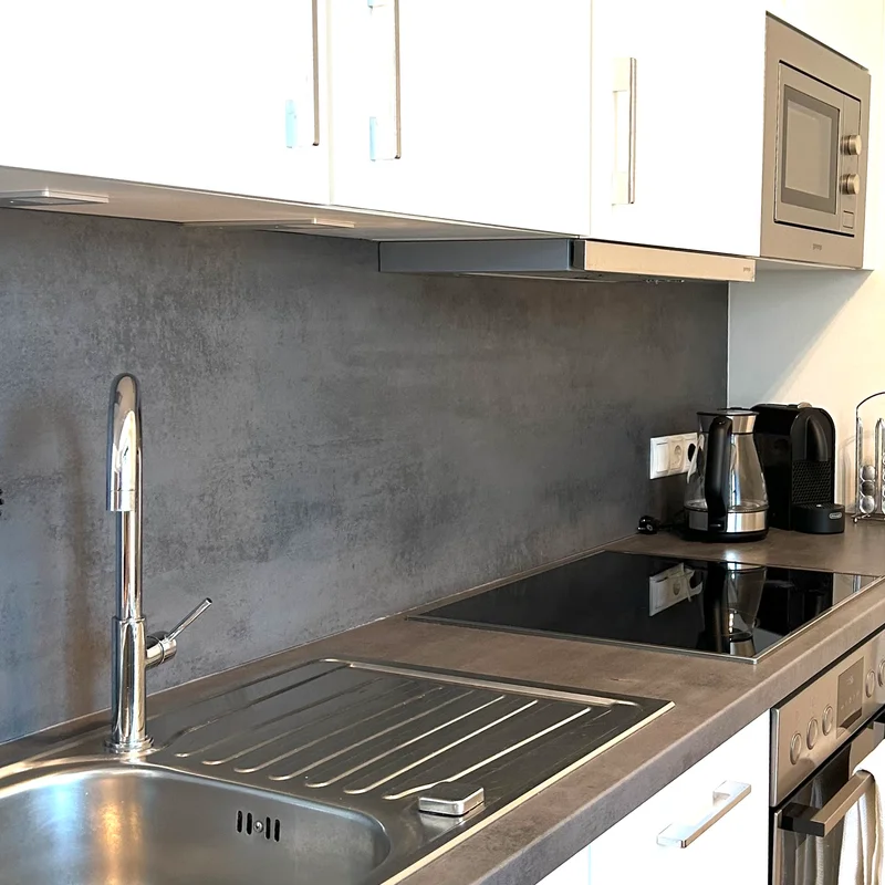 Arbeitsfläche neue Küche - hoch modern 