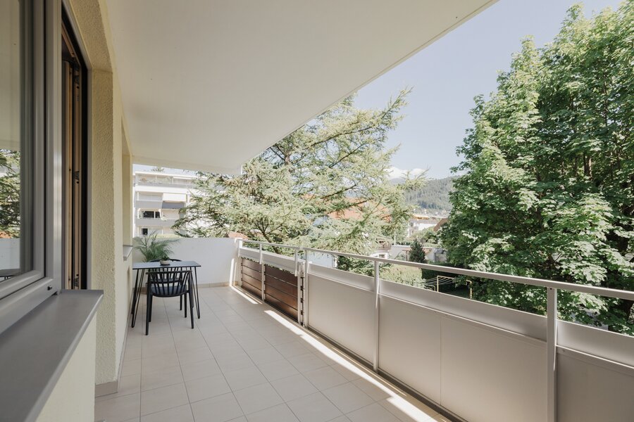 Südbalkon mit Blick ins Grüne | © Firmengruppe Abenthung