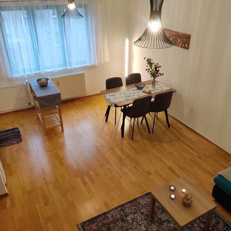 sehr helle Wohnküche