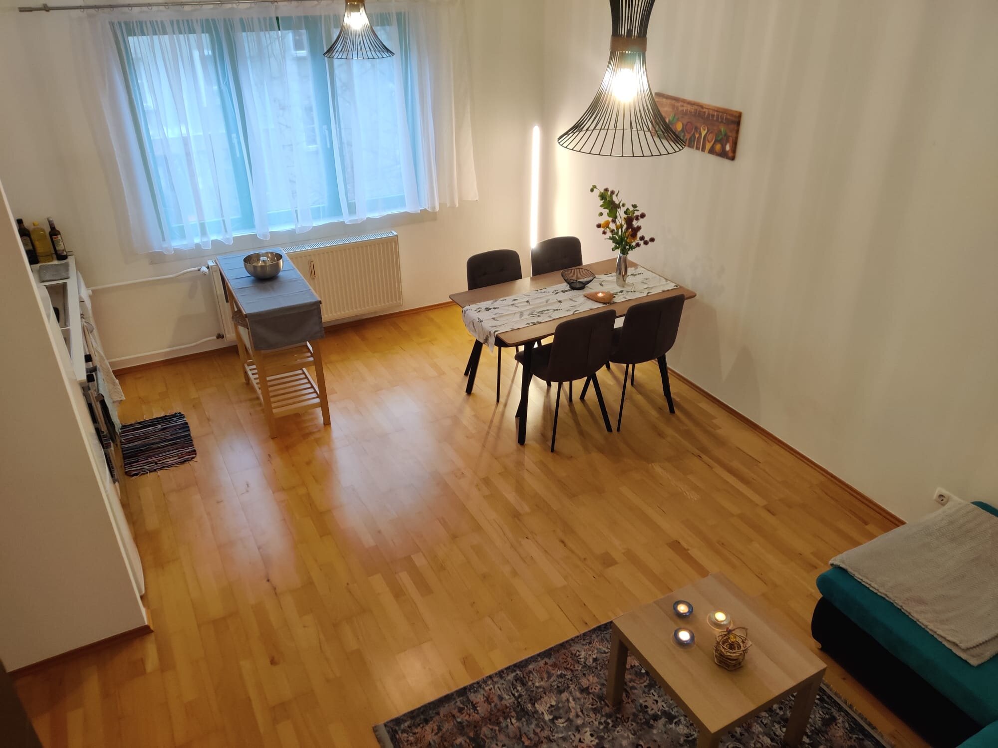 sehr helle Wohnküche