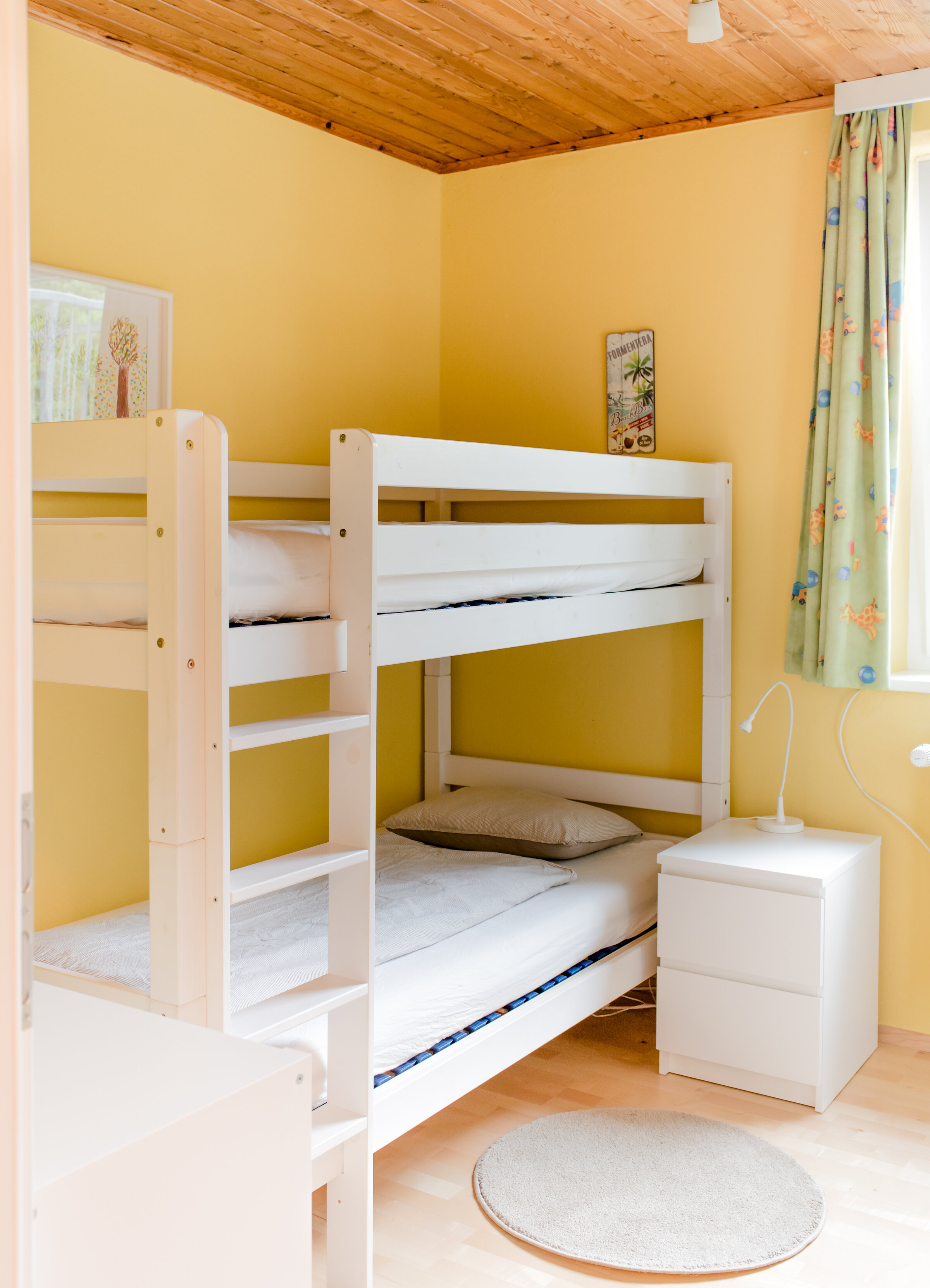 bunk bed