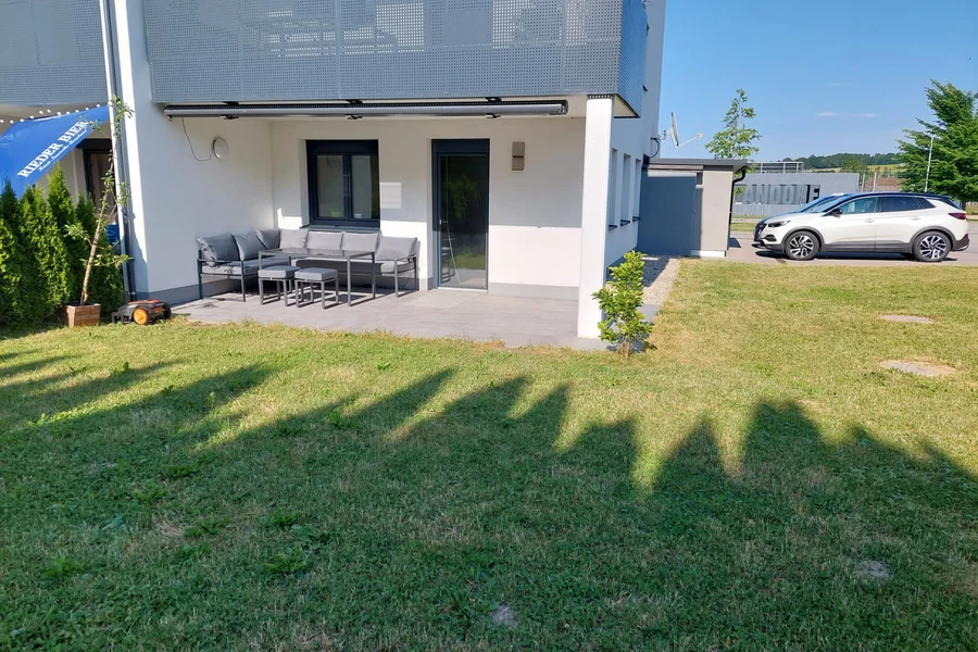 Garten incl. Stellplatz | © J.D. 2023