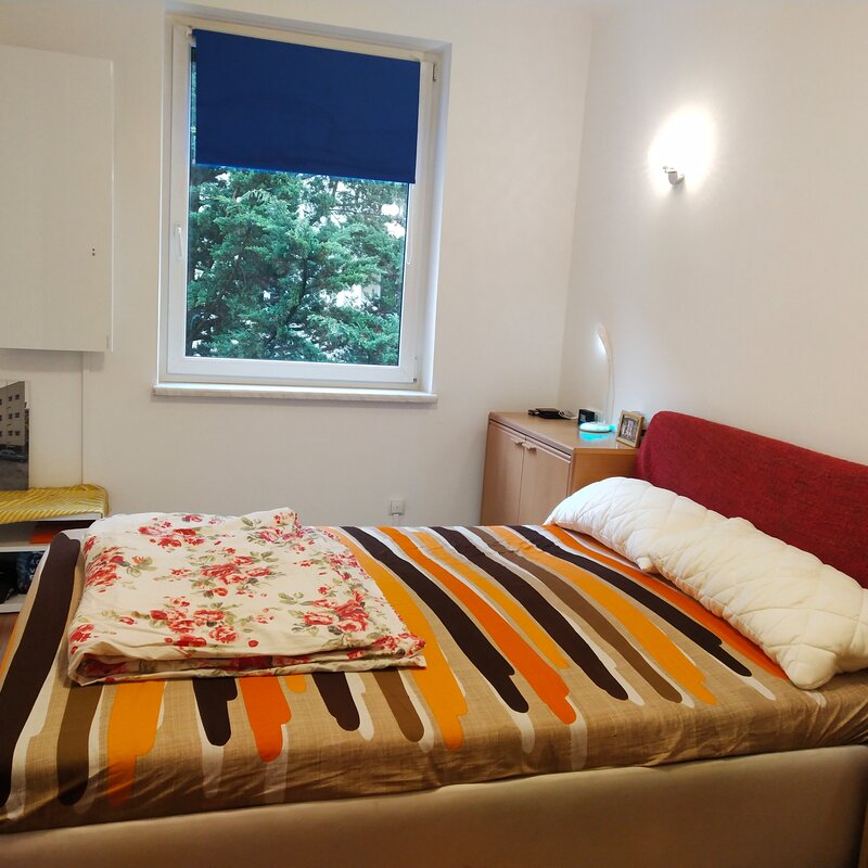 Schlafzimmer 1