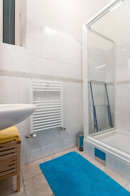 Bad mit Dusche