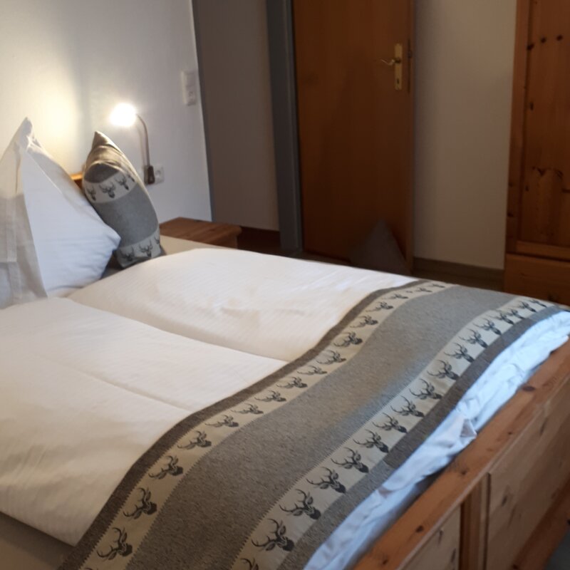 Schlafzimmer 1  Apartment Pendlingblick