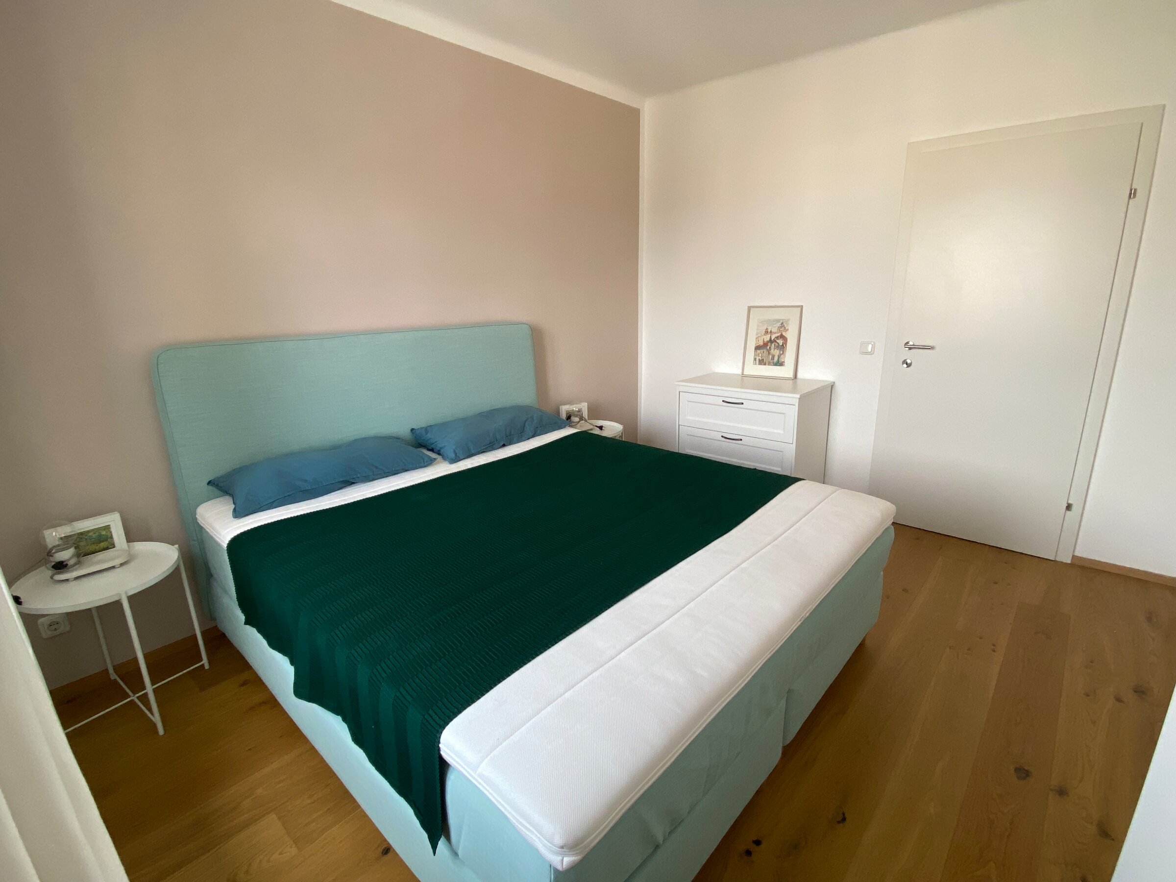 3. Schlafzimmer