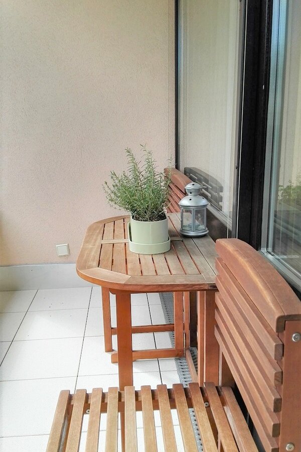 Gemütlicher Balkon (Morgensonne)