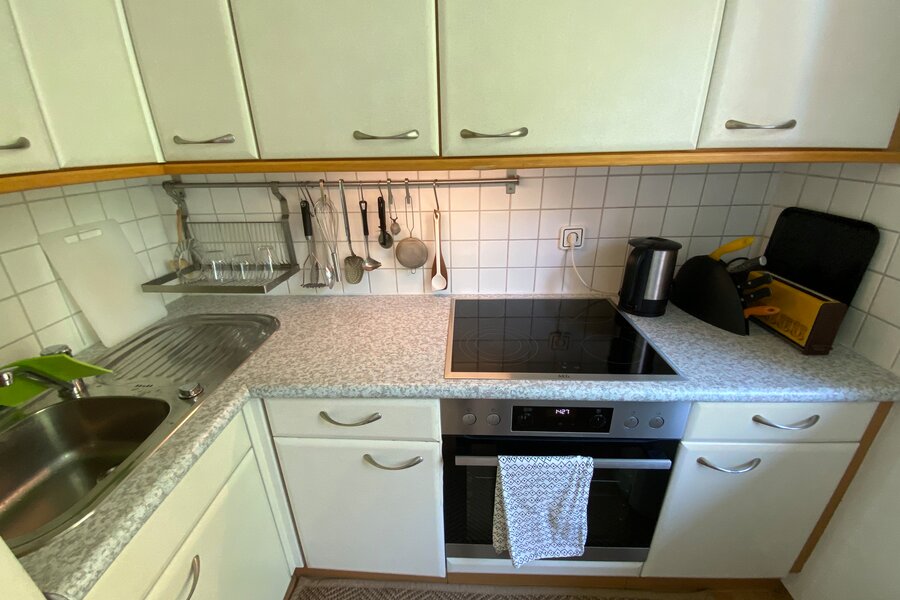 Voll ausgestattete Küche