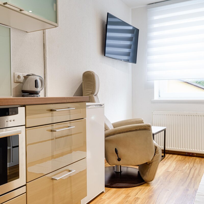 Möbliertes 1-Zimmer Apartment mit Einbauküche & TV – Kurzzeitmiete Innsbruck, Wohnen auf Zeit für 1 bis 6 Monate