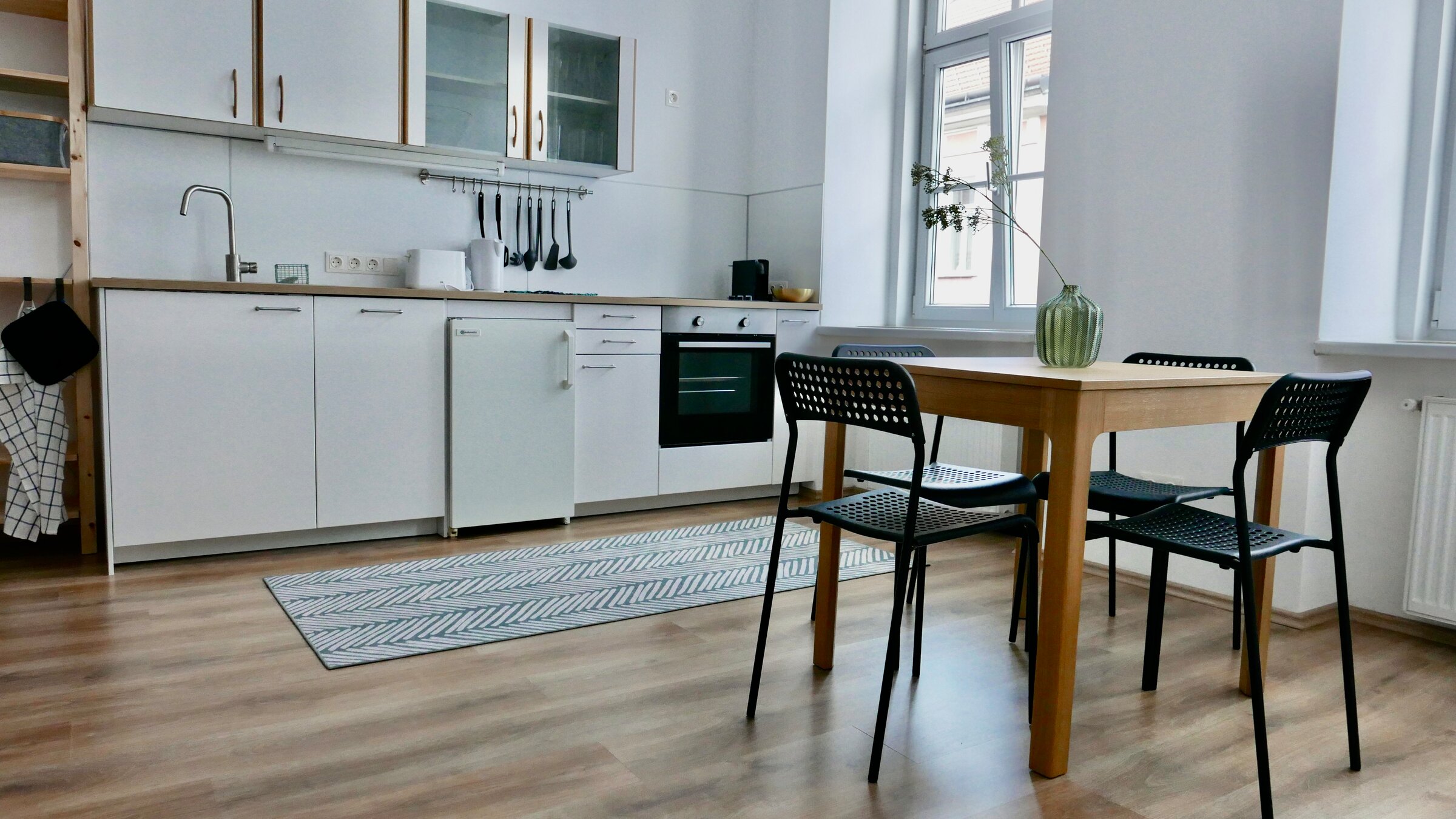 View of the kitchen-diner